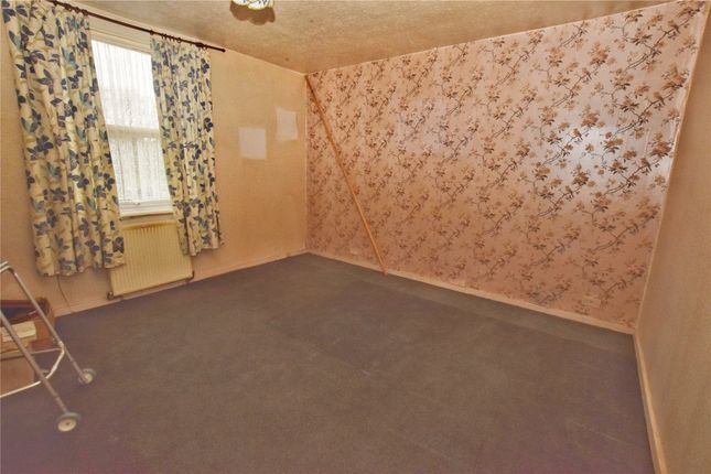 End terrace house for sale in Cottage Lane, Glossop, Derbyshire