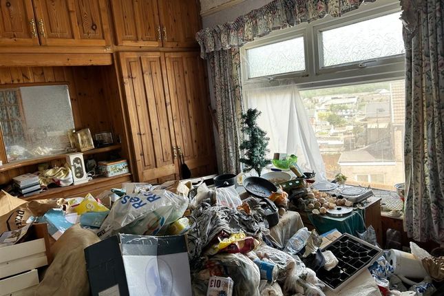 2, Albert Terrace, MAESTEG photo 5