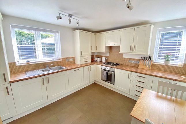 12, Natasha Gardens, Poole photo 3