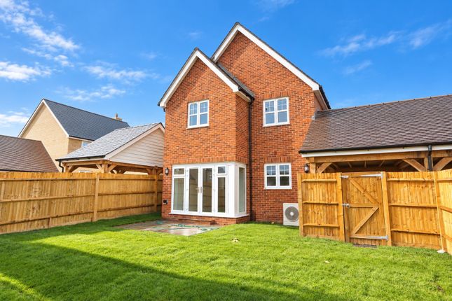 Monarch Place, Sittingbourne photo 2