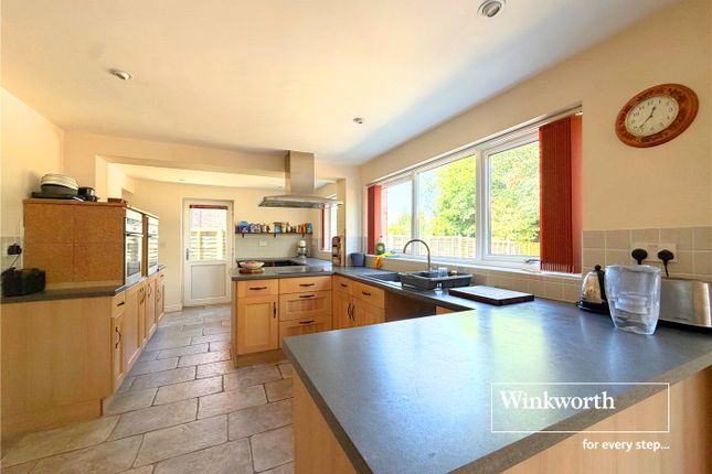 9, Matlock Road, Dorset photo 4