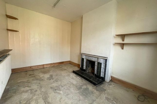 6, Station Road, Dursley photo 3