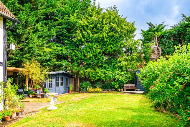 3, Brook Street, Edlesborough photo 4