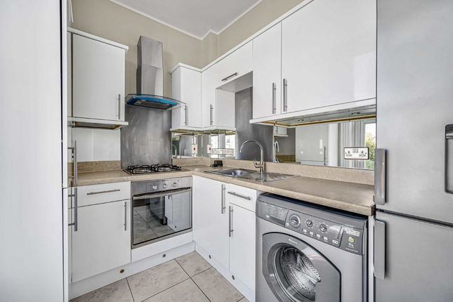 Flat for sale in Russell Gardens, London