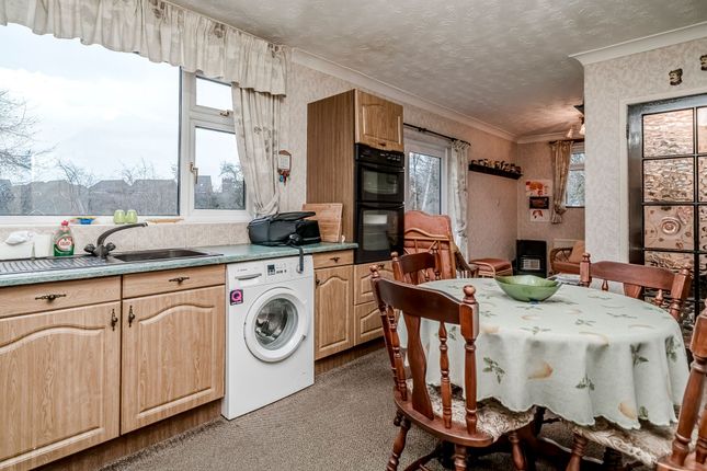 35 Mavis Drive, Chorley photo 3
