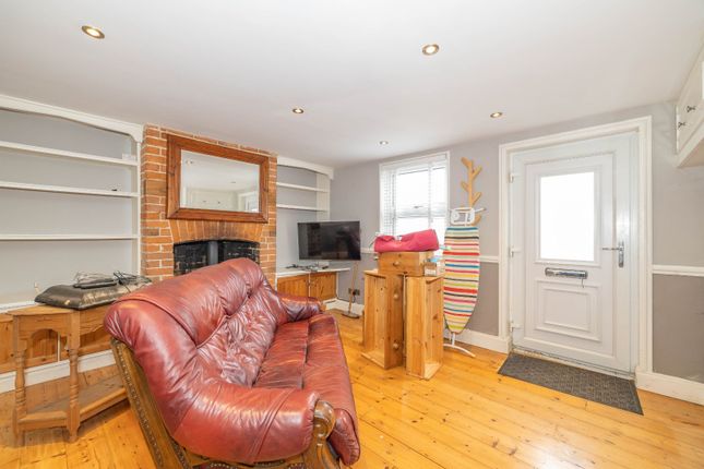 69, Horselees Road, Faversham photo 3