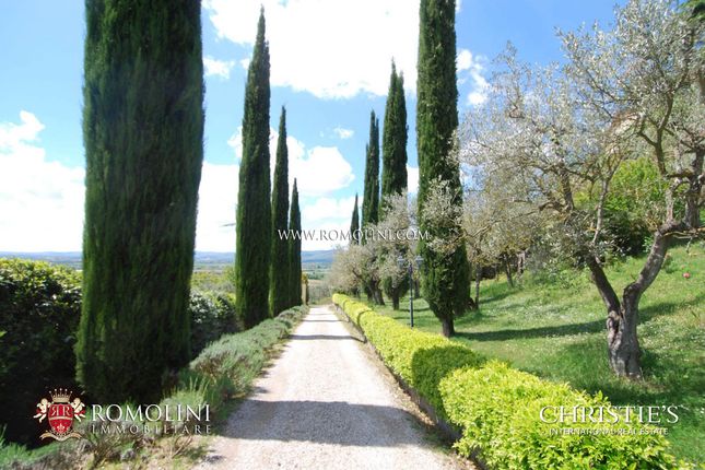 Villa for sale in Arezzo, Tuscany, Italy