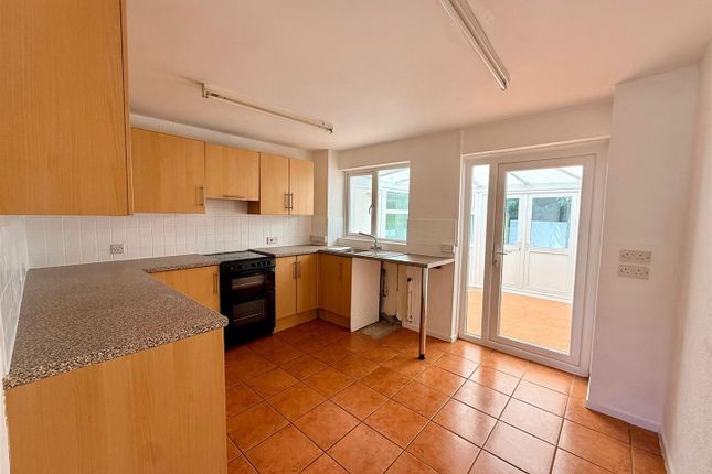 86, Kenmare Drive, Plymouth photo 3