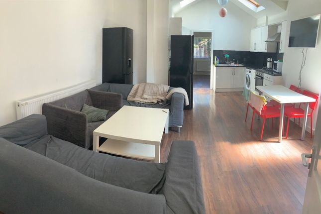 27 Egerton Road, Manchester photo 3