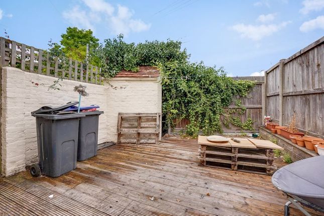 Terraced house to rent in London Road, Canterbury