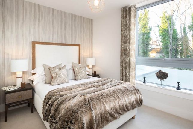Flat for sale in Milton Ave, East Ham