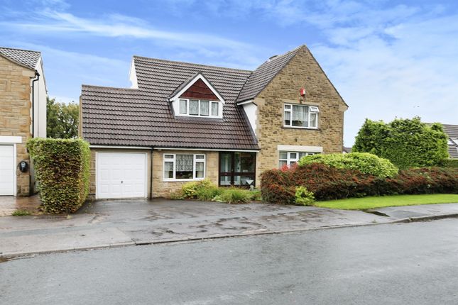 Thumbnail Detached house for sale in Manor Drive, Cottingley, Bingley