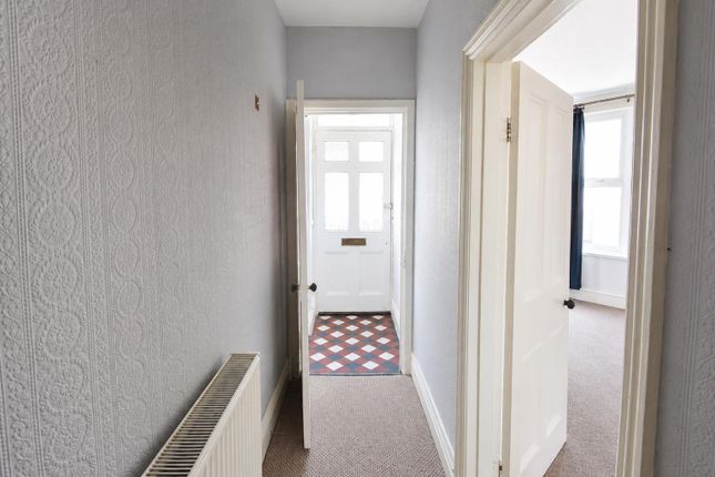 19, Roath Road, Portishead photo 3