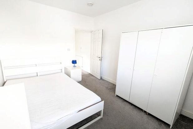 Room to rent in 20 Gruneisen Road, Portsmouth