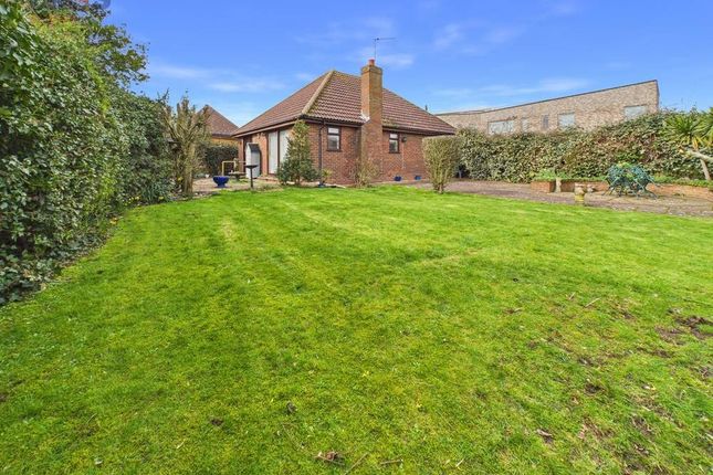 86, Greensward Lane, Hockley photo 2