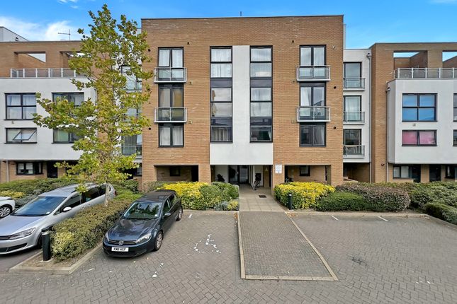 1-bed flat on Pym Court, Cromwell Road, Cambridge, £273,000