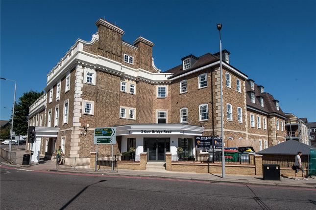 Flat 31, 2, Kew Bridge Road, London photo 2