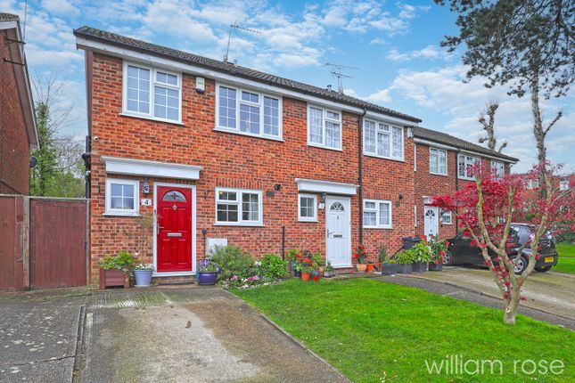 Thumbnail Semi-detached house for sale in Jacklin Green, Woodford Green