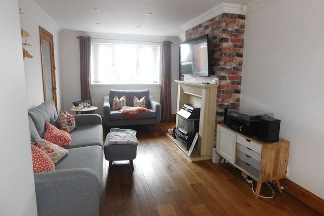 1, Ramsey Close, Mansfield photo 2