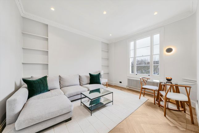 Flat to rent in Hamilton Terrace, London NW8