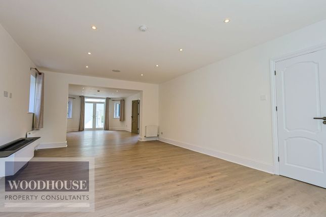 Hadley Grange, Camlet Way, Barnet photo 4
