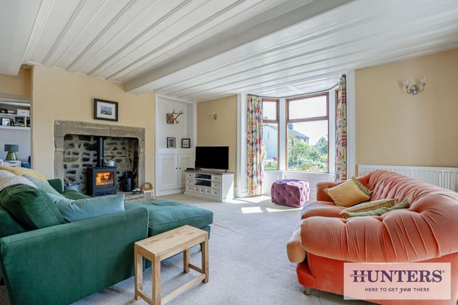 High Croft Farm, 57, Town Street, Leeds photo 4