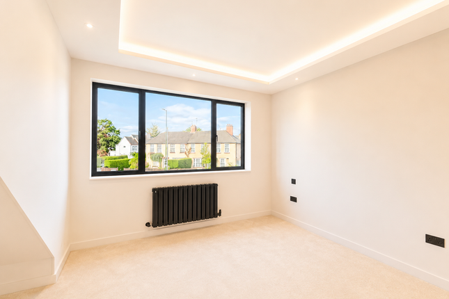 1A, Barnet photo 5