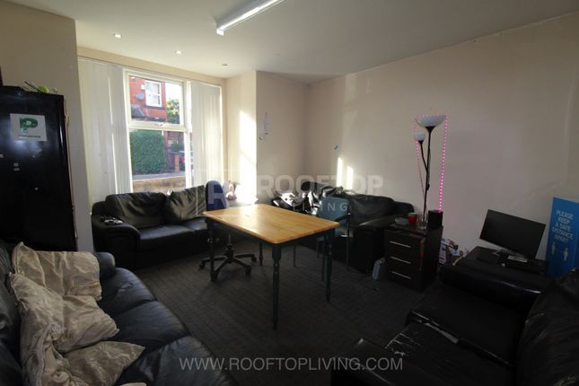 Terraced house to rent in Chestnut Avenue, Leeds