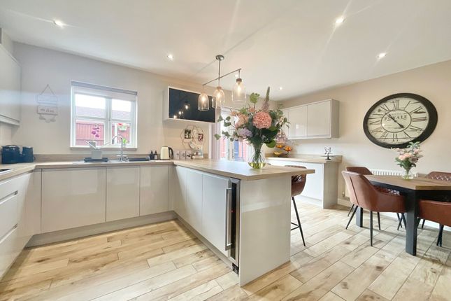 25 Parklands Drive, Crewe photo 3