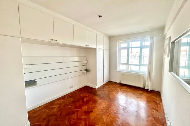 Flat to rent in Portsea Place, Marble Arch, London