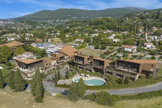 Apartment for sale in Châteauneuf-Grasse, 06740, France