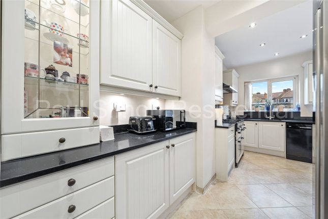 Terraced house for sale in Boundary Road, London