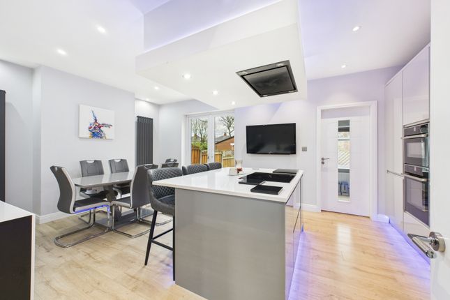 Family Dining Kitchen