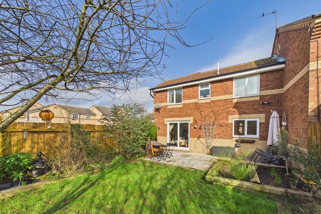 2-bed house on 99, Blackburn Avenue, Brough, £160,000