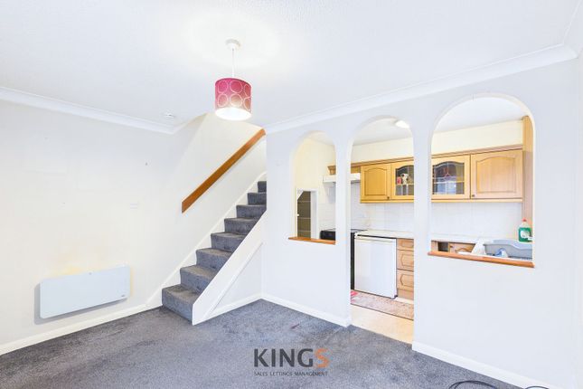 53 Forresters Drive, Welwyn Garden City photo 3