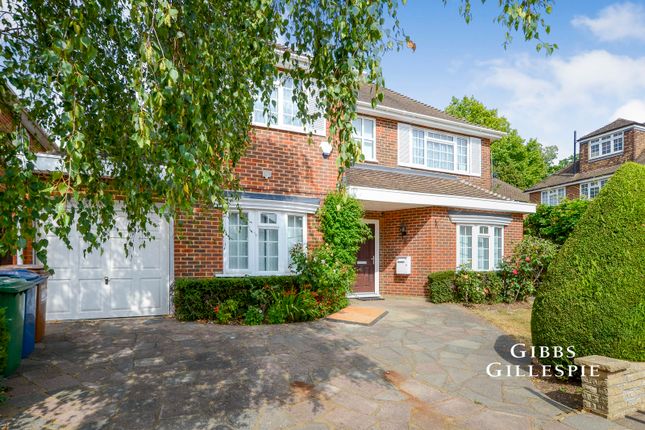 4-bed house on 8, White Craig Close, Pinner, £3,800/mo