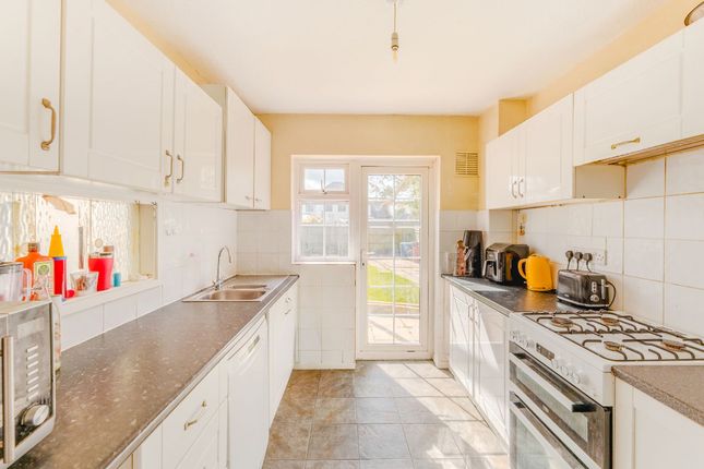 19 Willow Way, Kidlington photo 3
