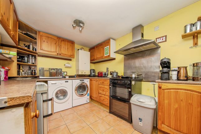 32, Atherton Road, Ipswich photo 4