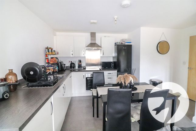 Flat 13,, Cinnabar Court, Erith photo 4