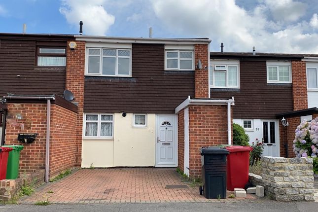 Terraced house for sale in Mendip Close, Slough