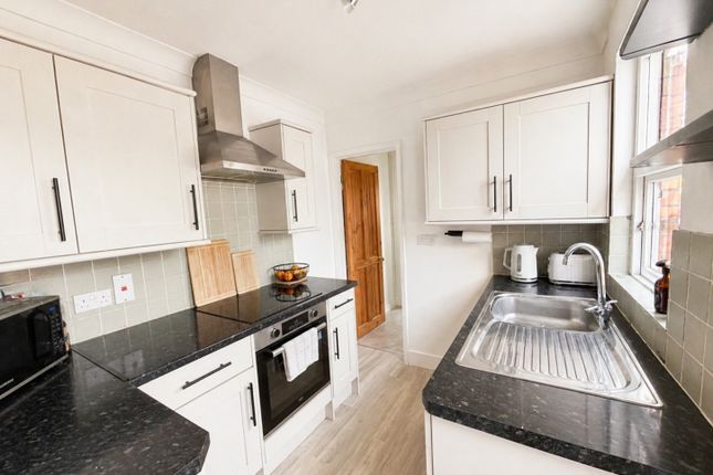 57, Clarence Street, Egham photo 4