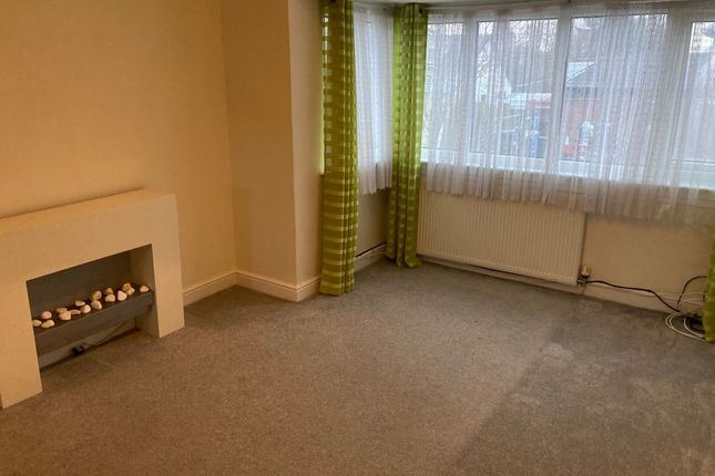 Flat 2, 74, Black Bull Lane, Preston photo 2