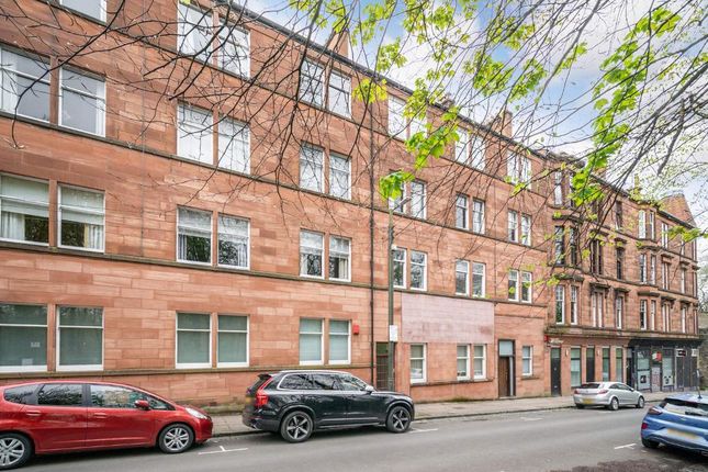 Thumbnail Flat for sale in Queen Margaret Road, Glasgow