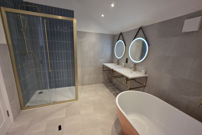 Lndn-Kea396-Flat 5 Balmoral House,, 9 Keats Ave, London photo 5