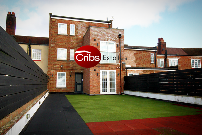 2 Bed Room Luxury In Tolworth