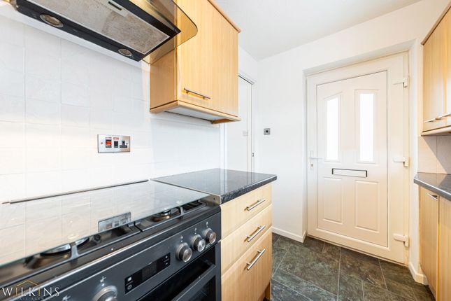 84, Britannia Drive, Burton-on-Trent photo 4