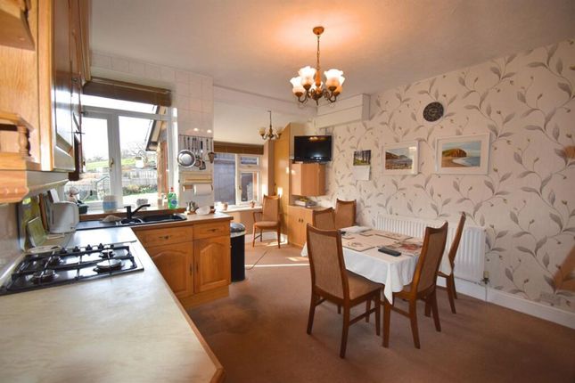 136 Macclesfield Road, High Peak photo 4