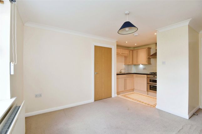 Flat for sale in Clonners Field, Stapeley, Nantwich, Cheshire