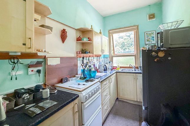 303, Spring Bank West, Hull photo 2