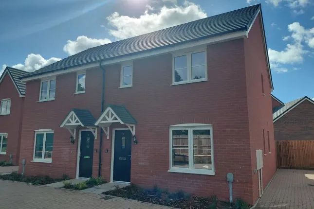 The Rendlesham, Hurricane Road, Leominster photo 3
